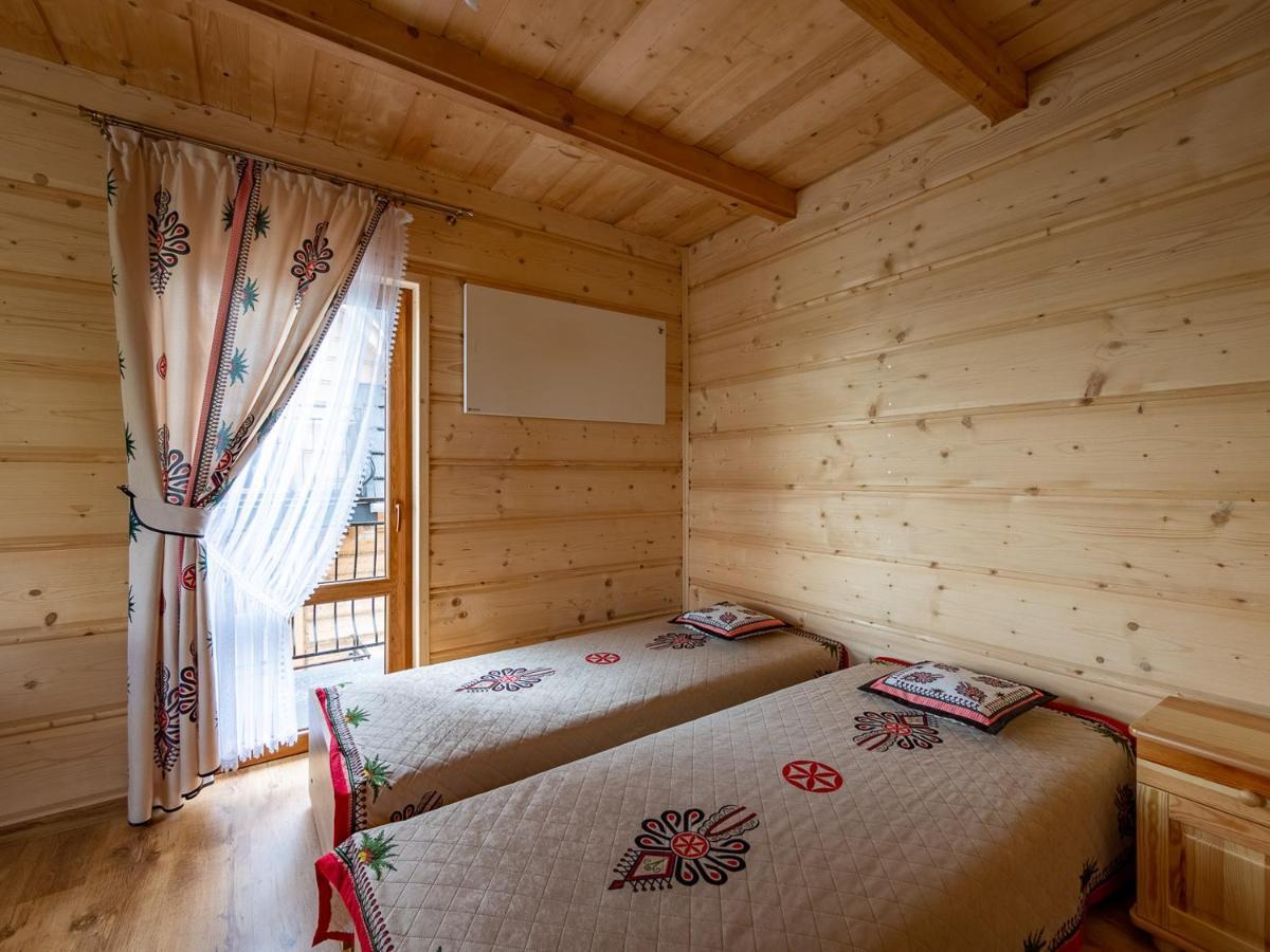 Goralowe Domki & Spa Bańska エクステリア 写真