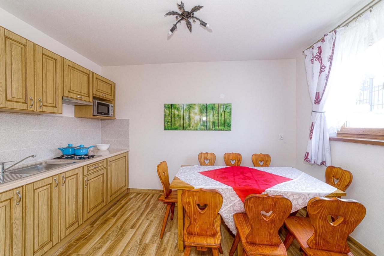 Goralowe Domki & Spa Bańska エクステリア 写真
